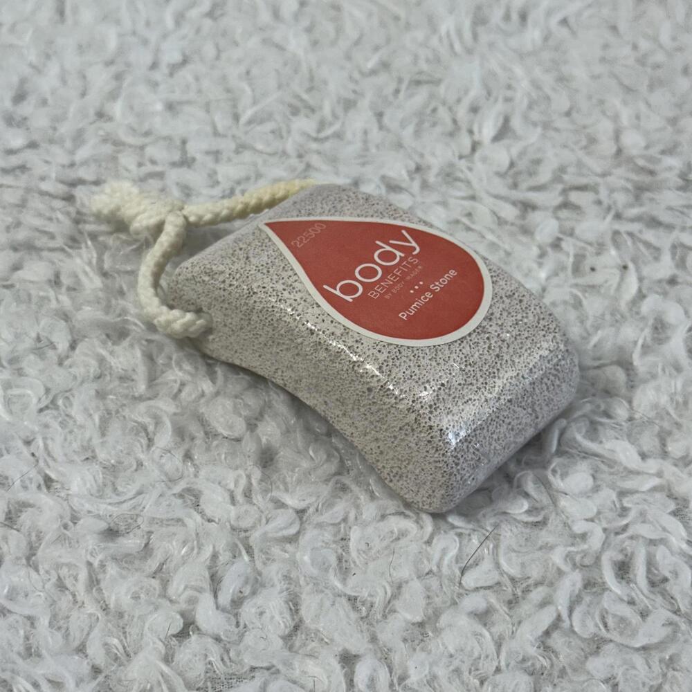 NWT FACTORY SEALED Body Benefits Pumice Stone with Rope #TM225